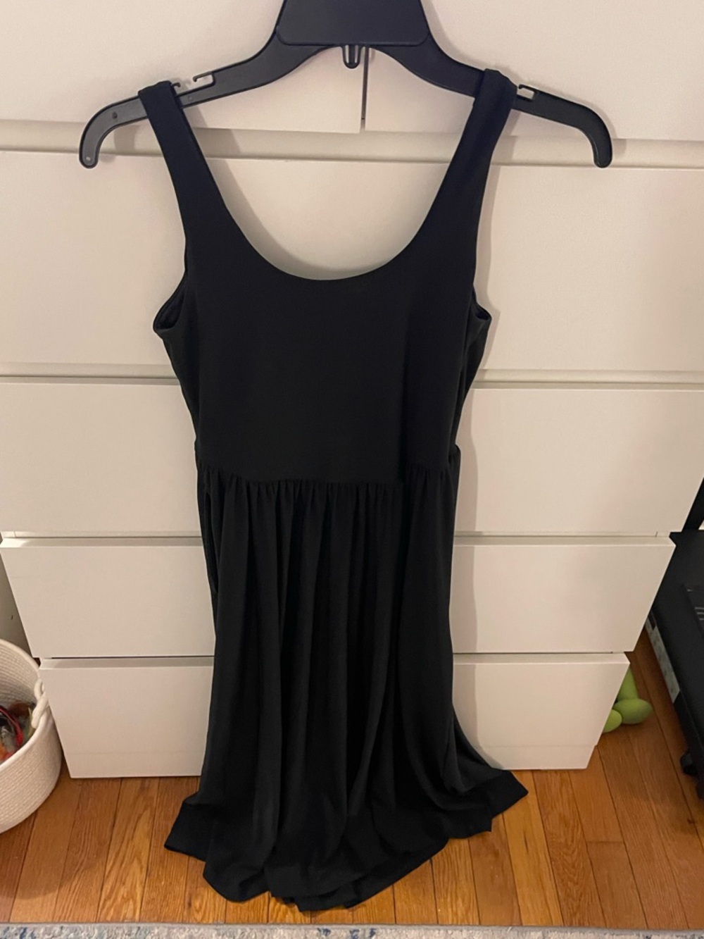 Simply Vera Wang Sleeveless Midi Dress - Picture 3 of 5